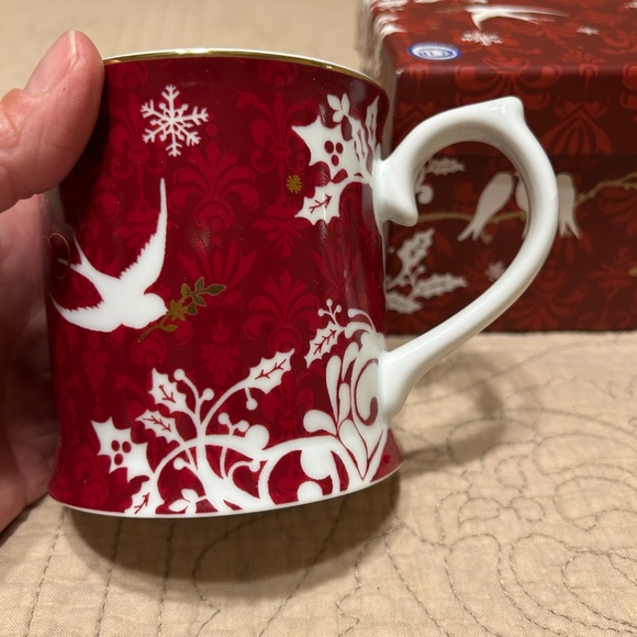 Starbucks Christmas Mug With Red Gold Birds 2010 - Picture 3 of 7